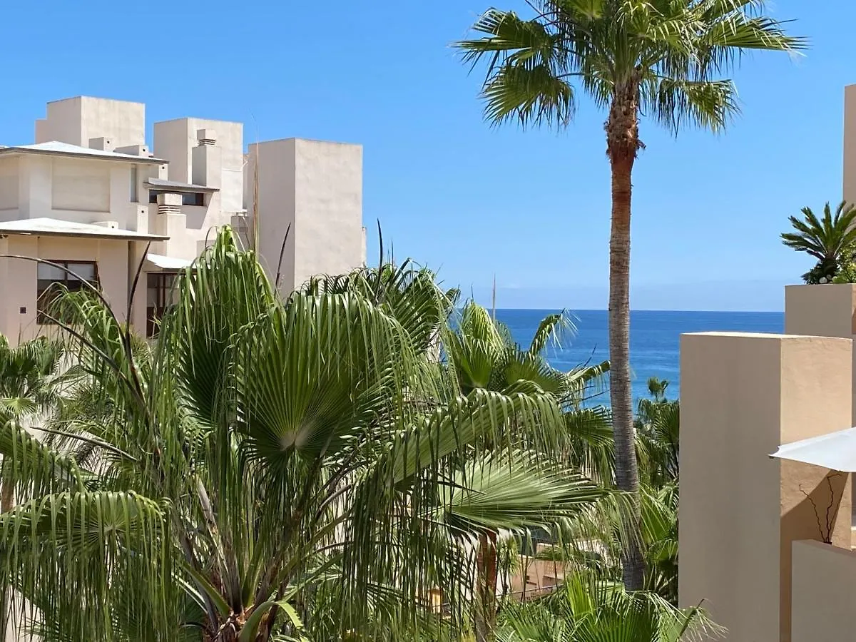 Apartamento Lujo En Primera Linea De Playa En Bahia De La Plata, Estepona Spanyolország